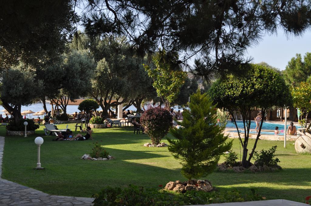 Club Mackerel Holiday Village Foca Εξωτερικό φωτογραφία