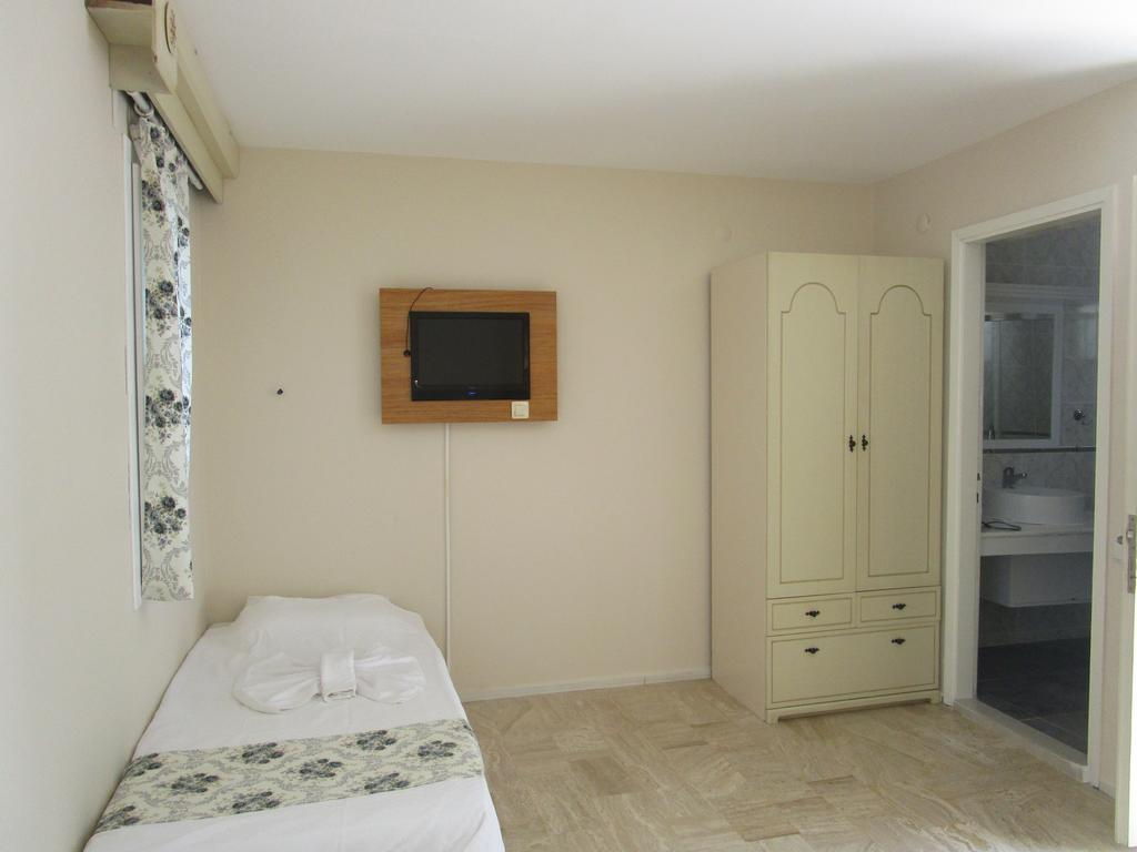 Club Mackerel Holiday Village Foca Εξωτερικό φωτογραφία