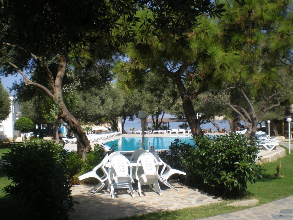 Club Mackerel Holiday Village Foca Εξωτερικό φωτογραφία