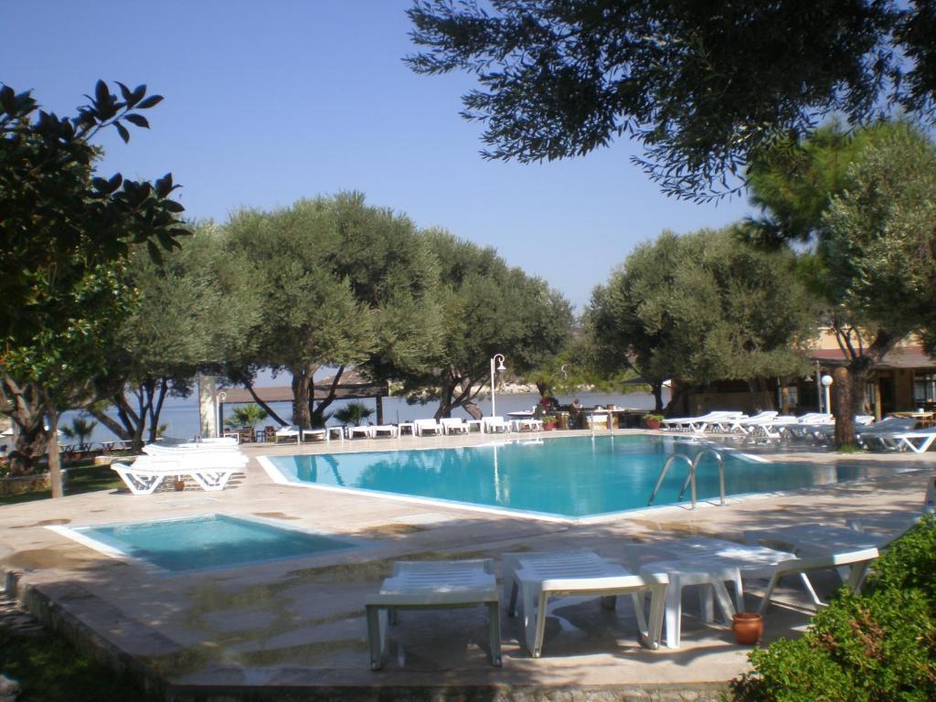 Club Mackerel Holiday Village Foca Εξωτερικό φωτογραφία
